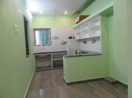 3) Li Id : 194 - Kitchen.JPG